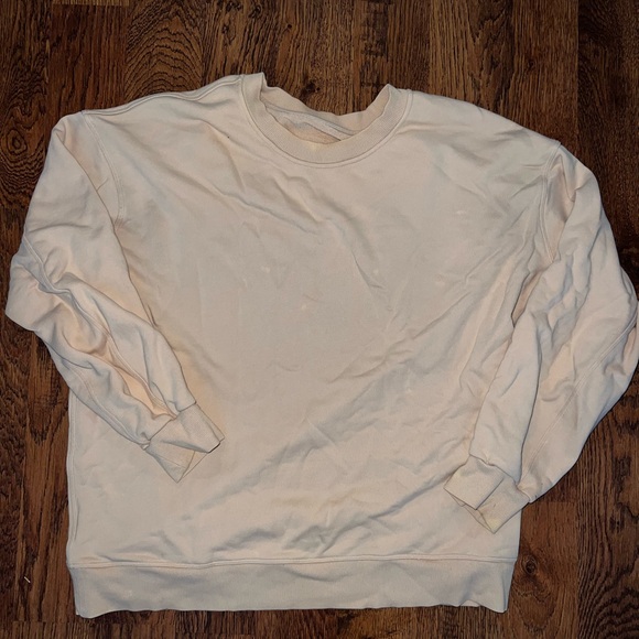 Lululemon crewneck - Picture 2 of 2